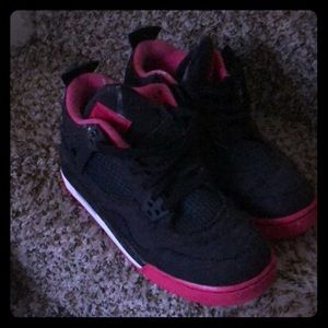 Denim & pink Jordan’s